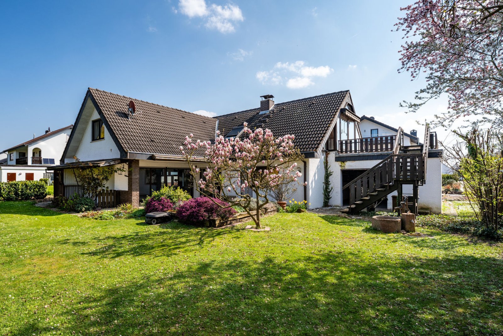 Einfamilienhaus in Biblis – Großzügiges Wohnen auf 203 m² mit viel Platz für die ganze Familie