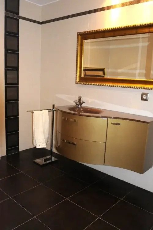 Mallorca - Modernisierte Villa mit Pool, Tennisplatz, Gästehaus und Panoramablick