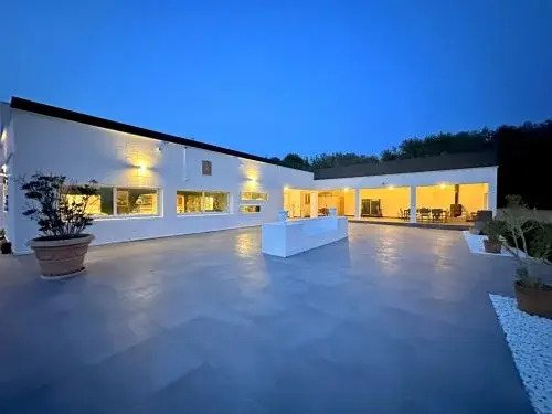 Mallorca - Modernisierte Villa mit Pool, Tennisplatz, Gästehaus und Panoramablick