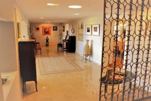 Mallorca - Modernisierte Villa mit Pool, Tennisplatz, Gästehaus und Panoramablick