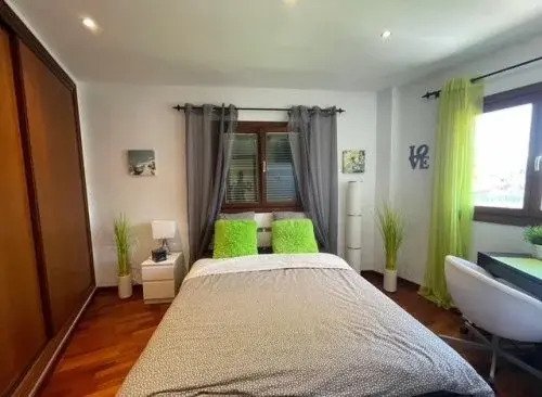 Mallorca - Exklusives Einfamilienhaus mit Meerblick vom Balkon und Pool!