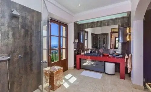 Mallorca - Exklusive Villa in Port Andratx mit Gäste Apartment und 2 Pools.