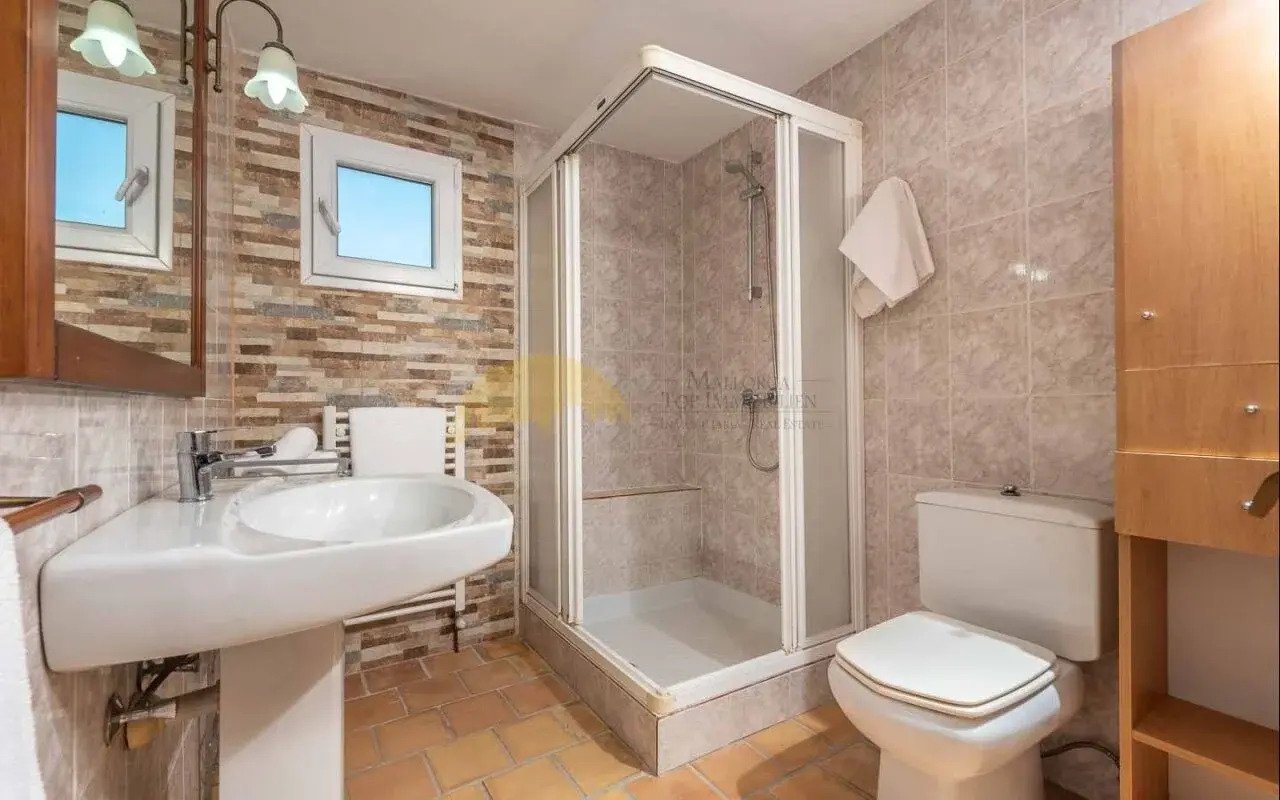 Mallorca - Exklusive Finca mit Tennisplatz, Pool und Ferienvermietungslizenz – Eine Oase der Ruhe und Eleganz