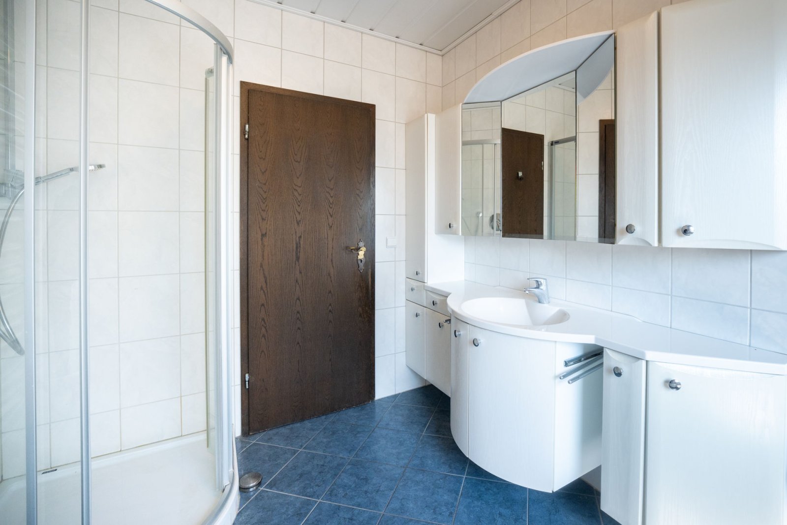 Einfamilienhaus in Biblis – Großzügiges Wohnen auf 203 m² mit viel Platz für die ganze Familie