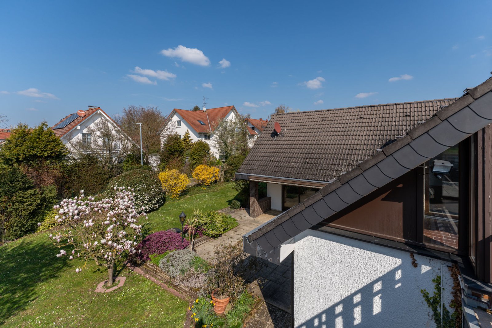 Einfamilienhaus in Biblis – Großzügiges Wohnen auf 203 m² mit viel Platz für die ganze Familie