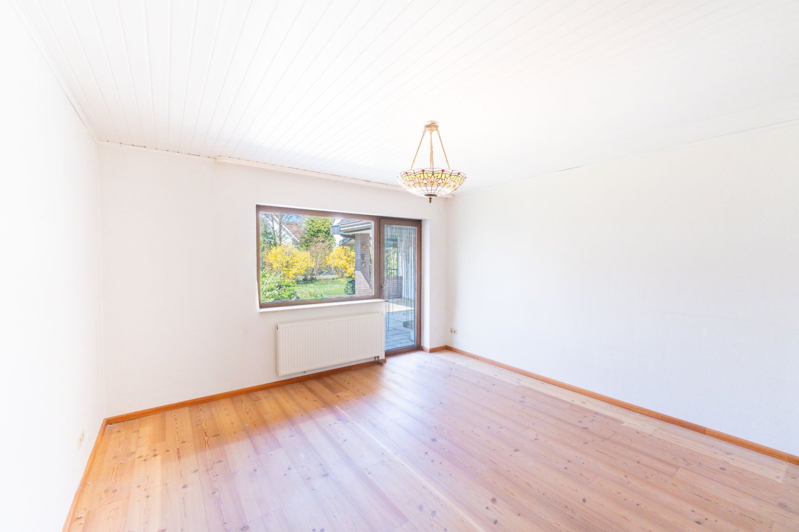 Einfamilienhaus in Biblis – Großzügiges Wohnen auf 203 m² mit viel Platz für die ganze Familie