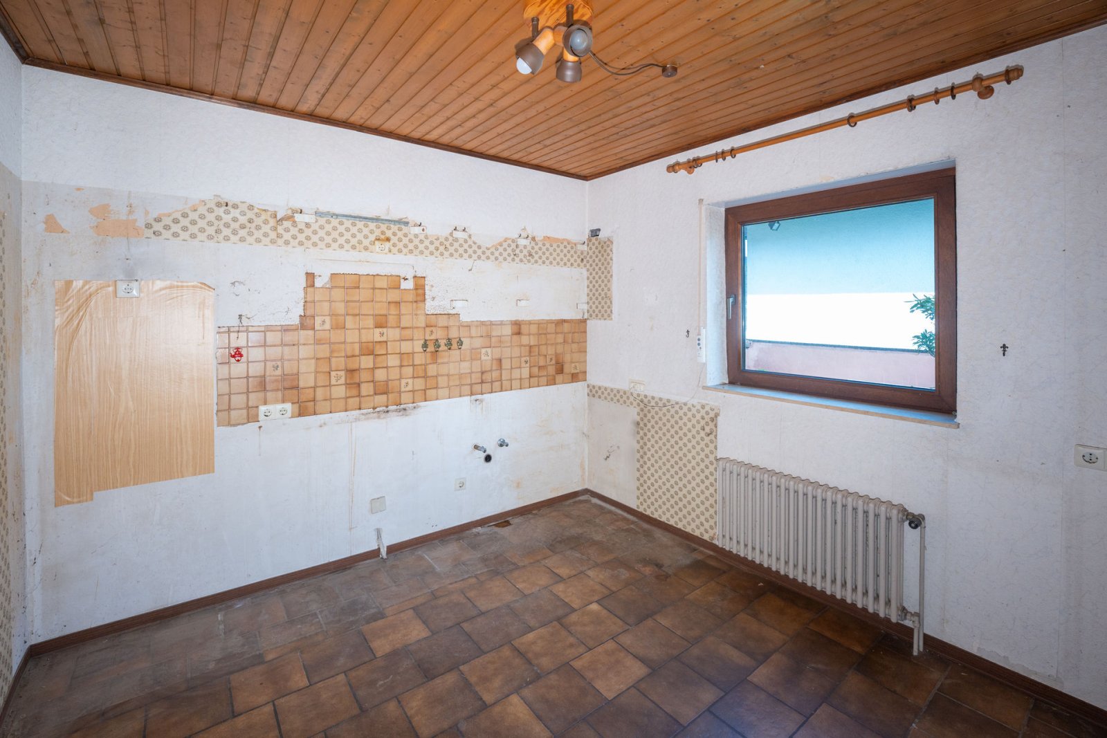 Einfamilienhaus in Biblis – Großzügiges Wohnen auf 203 m² mit viel Platz für die ganze Familie