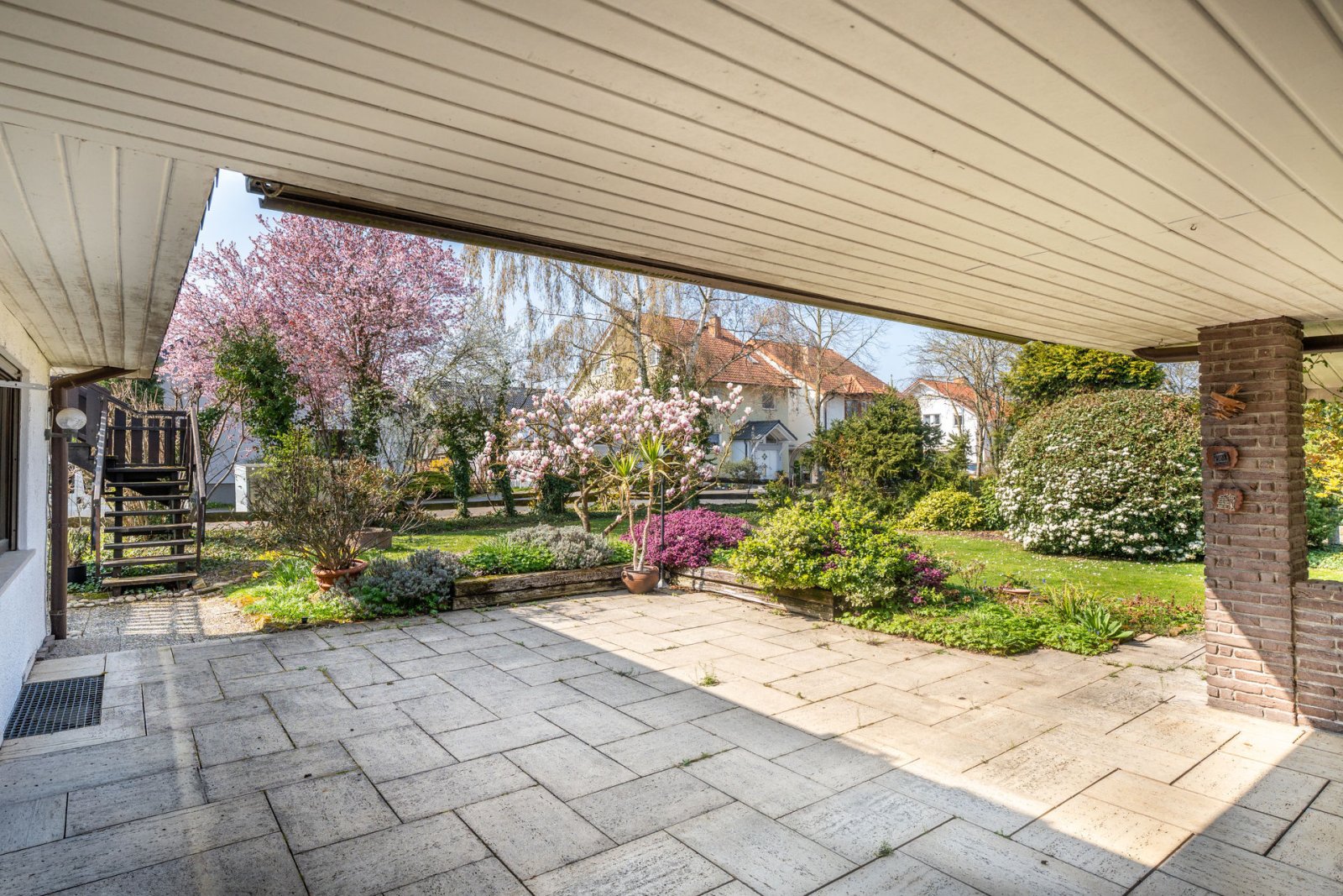 Einfamilienhaus in Biblis – Großzügiges Wohnen auf 203 m² mit viel Platz für die ganze Familie